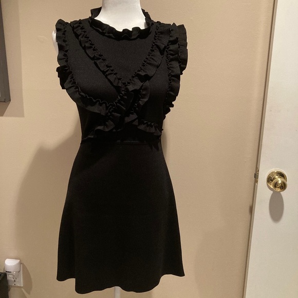 Zara Knit Ruffled Top Dress - Picture 2 of 11